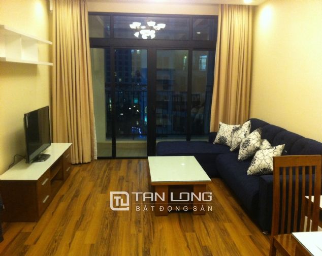 Cho thuê căn hộ 105m2, 2 phòng ngủ tòa R4 Vinhomes Royal City