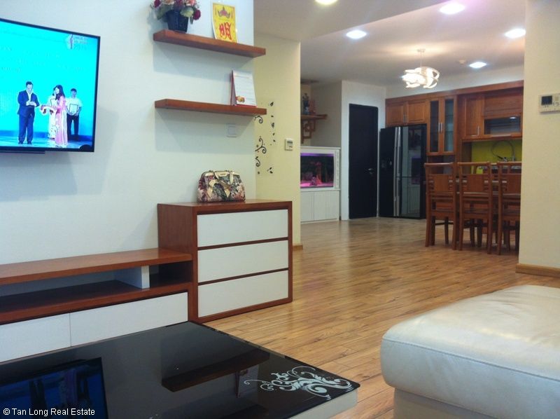 Cho thuê căn hộ 114m2, 2 phòng ngủ tại Mandarin Garden Hoàng Minh Giám, Cầu Giấy.
