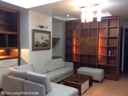 Cho thuê căn hộ 120m2, 3 phòng ngủ tại tòa nhà Kinh Đô Tower, quận Hai Bà Trưng