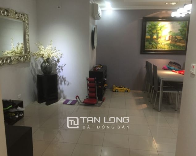 Cho thuê căn hộ 123m2, 2 phòng ngủ tại E4 Ciputra, quận Tây Hồ.