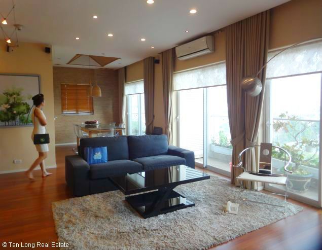 Cho thuê căn hộ 128m2, 2 phòng ngủ tại tòa E chung cư Golden Westlake