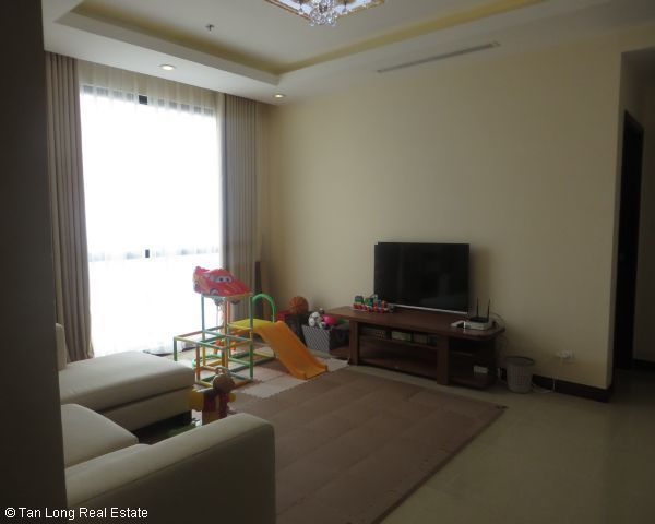 Cho thuê căn hộ 132m2 tại R4 Vinhomes Royal City Nguyễn Trãi , quận Thanh Xuân, Hà Nội