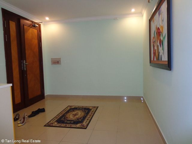 Cho thuê căn hộ 153 m2 tòa E5 Ciputra, quận Tây Hồ, Hà Nội
