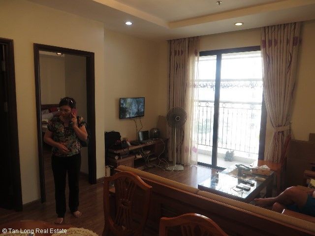 Cho thuê căn hộ 2 phòng ngủ đủ đồ tòa T4 Vinhomes Times City, quận Hai Bà Trưng