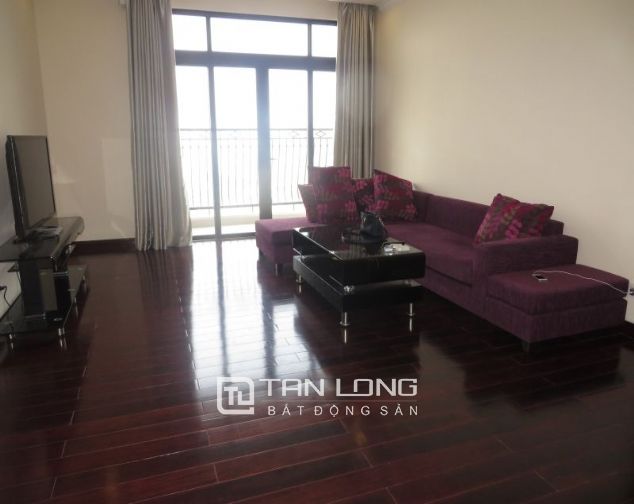 Cho thuê căn hộ 2 phòng ngủ ở Tòa R1 Vinhomes Royal City, quận Thanh Xuân