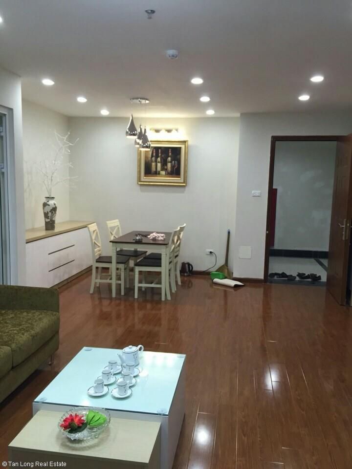 Cho thuê căn hộ 2 phòng ngủ tại N04 Hoàng Đạo Thúy diện tích 90m2, đầy đủ đồ