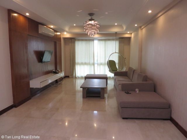 Cho thuê căn hộ 250m2 tại khu P1 Ciputra Hà Nội