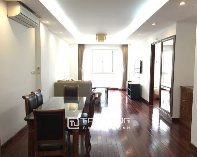 Cho thuê căn hộ 3 ngủ đẳng cấp phố Xuân Diệu, quận Tây Hồ