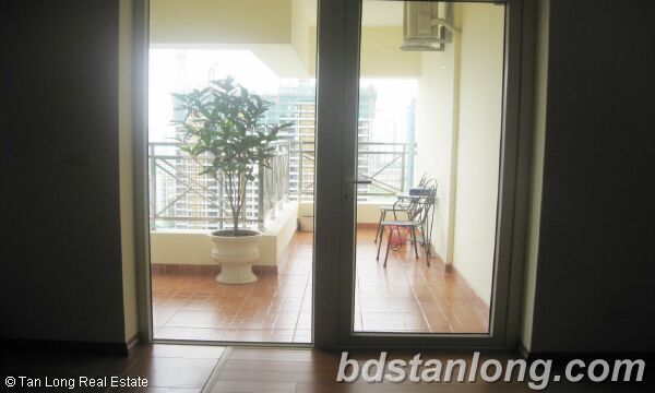Cho thuê căn hộ 3 phòng ngủ 25T1, N05 Trung Hòa Nhân Chính