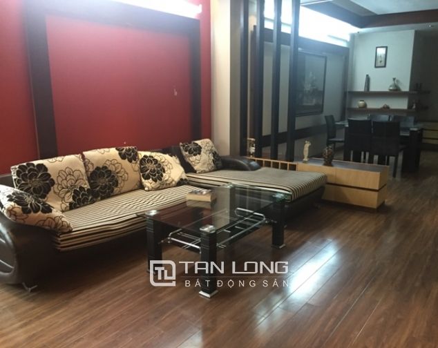 Cho thuê căn hộ 3 phòng ngủ, đủ đồ ở Tòa E1 Ciputra Hà Nội