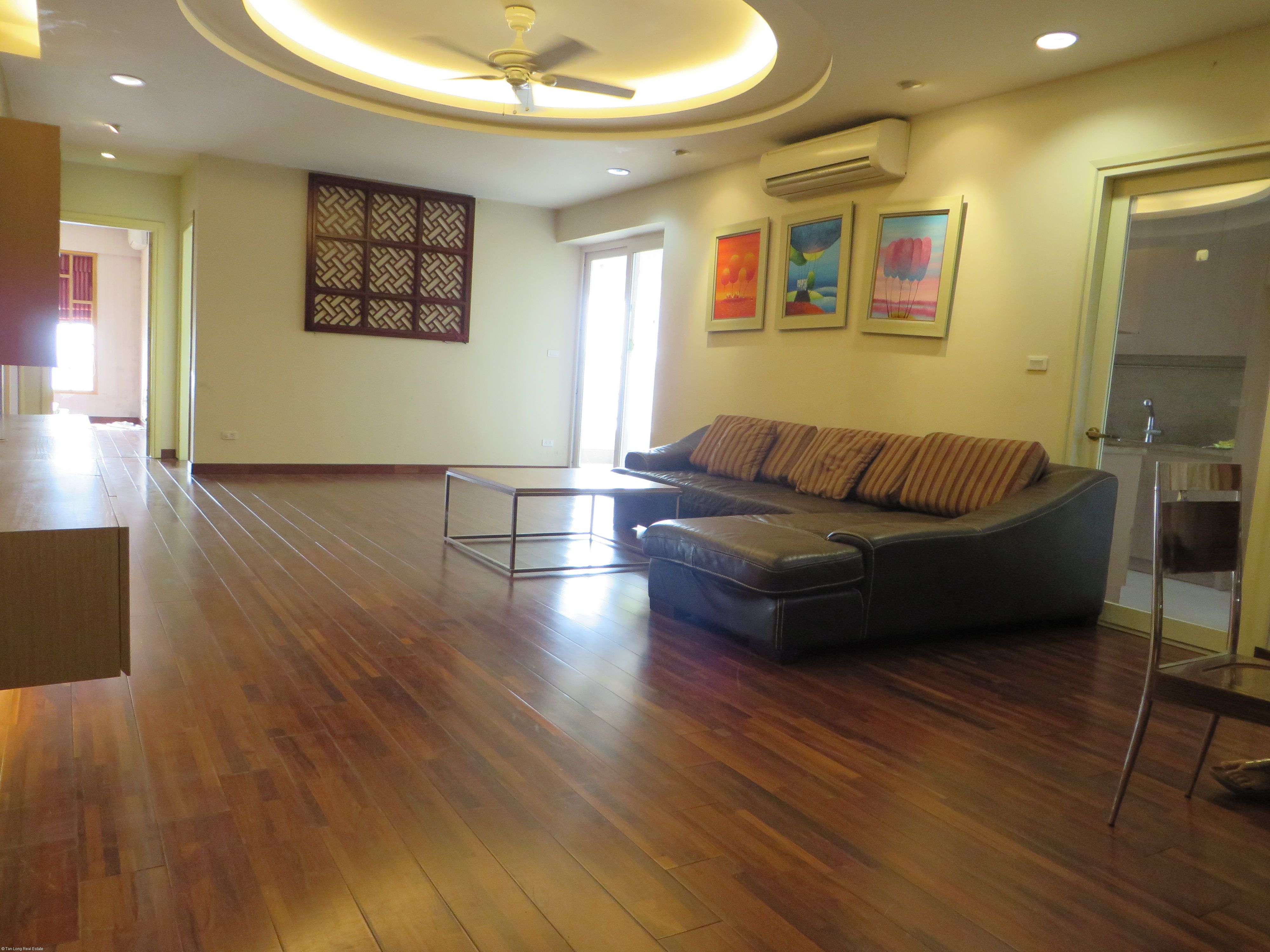 Chính chủ cho thuê căn hộ 3 phòng ngủ mới Trung Hòa Nhân Chính, đầy đủ đồ