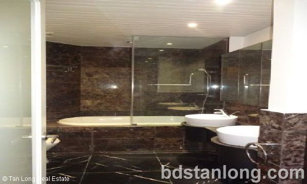 Cho thuê căn hộ 3 phòng ngủ ở Golden Westlake, Tây Hồ, Hà Nội.