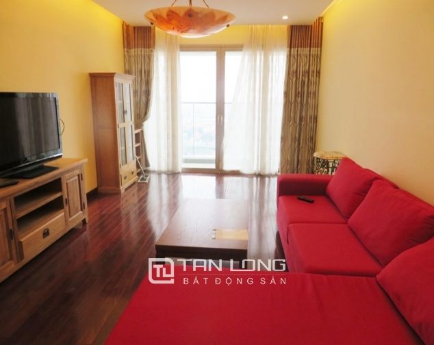 Cho thuê căn hộ 3 phòng ngủ tại Mandarin Garden, đủ tiện nghi và nội thất