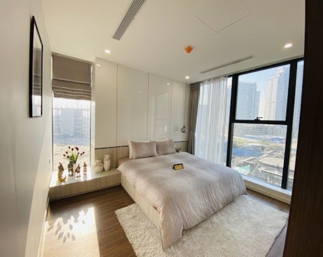 Cho thuê căn hộ 3 PN chung cư Sunshine City, căn góc view Sông Hồng cực đẹp