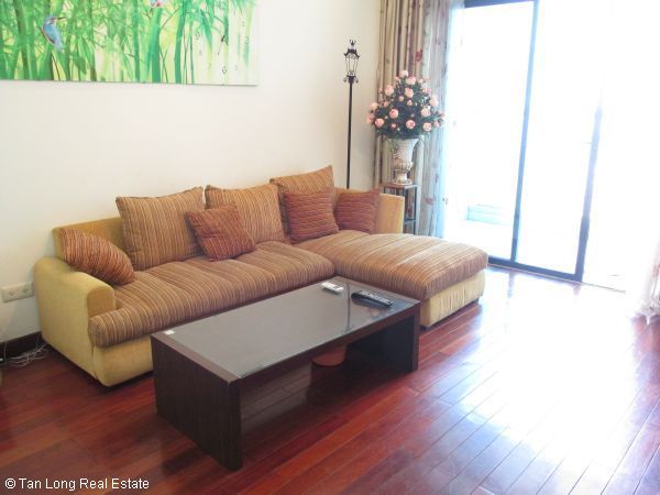Cho thuê căn hộ 85m2, đủ đồ tại Vincom Bà Triệu