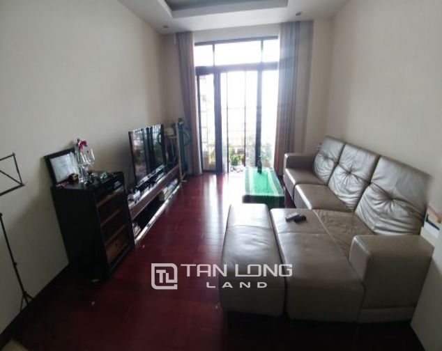 Cho thuê căn hộ cao cấp 123m2, 2 phòng ngủ đủ đồ ở R1 Vinhomes Royal City