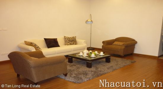 Cho thuê căn hộ cao cấp 4 phòng ngủ tại Star Building