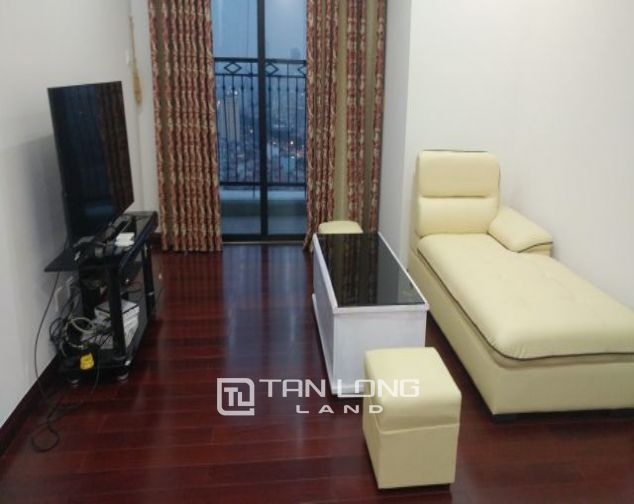 Cho thuê căn hộ cao cấp 88m2, 2 phòng ngủ đủ đồ ở R2 Vinhomes Royal City