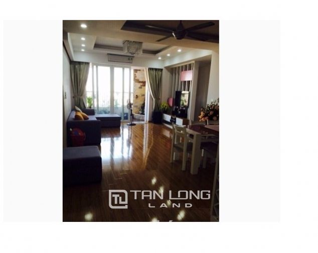 Cho thuê căn hộ cao cấp 96m2, 2 phòng ngủ đủ đồ ở R2 Vinhomes Royal City
