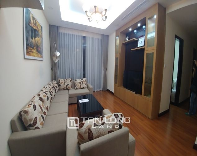 Cho thuê căn hộ cao cấp ở Tòa R4 Vinhomes Royal City, 72A Nguyễn Trãi căn góc 3pn