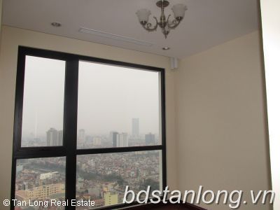 Cho thuê căn hộ cao cấp tại Royal City Hà Nội.