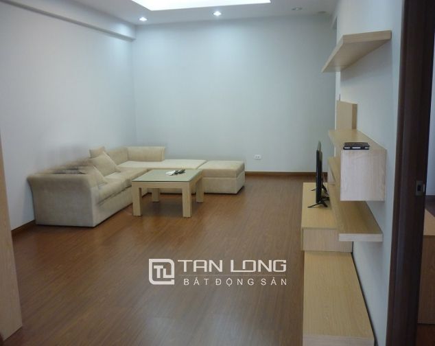Cho thuê căn hộ chung cư 100m2, 2 phòng ngủ tại Star Tower, quận Cầu Giấy