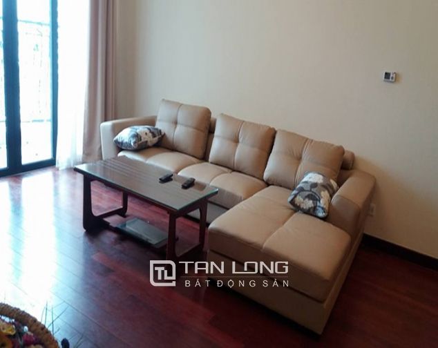 Cho thuê căn hộ chung cư 131m2, 2 phòng ngủ tại R5 Vinhomes Royal City, quận Thanh Xuân