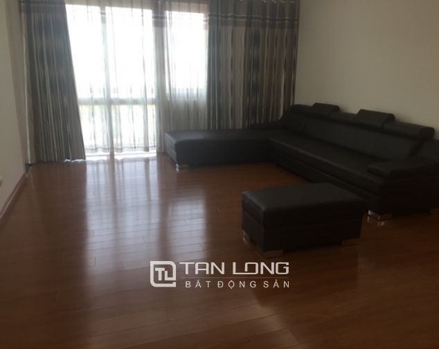 Cho thuê căn hộ chung cư 153m2, 3 phòng ngủ tại E4 Ciputra, quận Tây Hồ