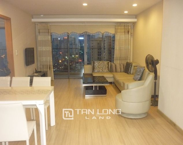 Cho thuê căn hộ chung cư 2 phòng ngủ tại tòa A Sky City 88 Láng Hạ, quận Đống Đa
