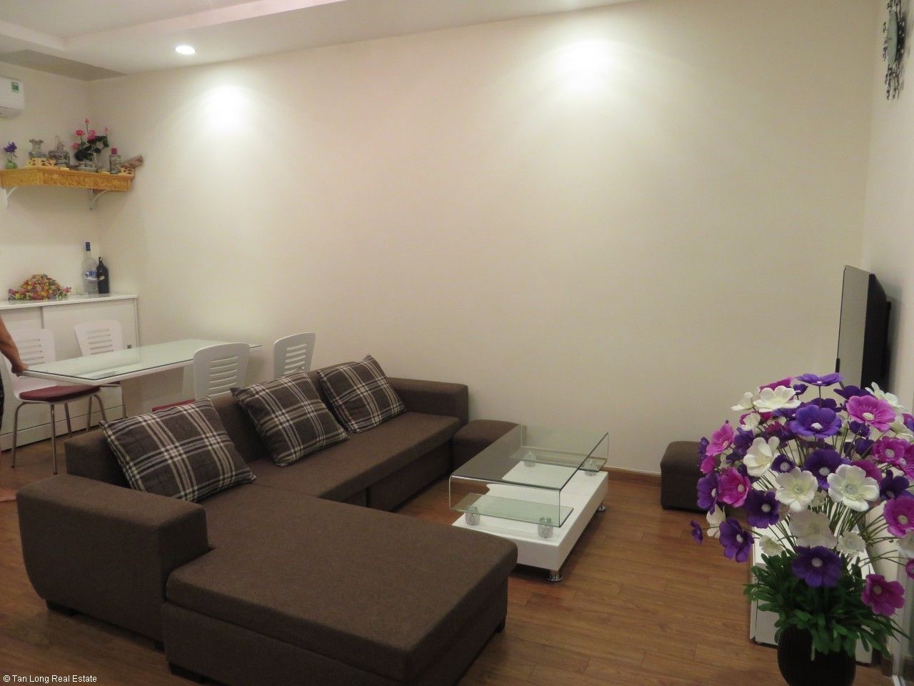 Cho thuê căn hộ chung cư 83m2 tòa T11 Vinhomes Times City
