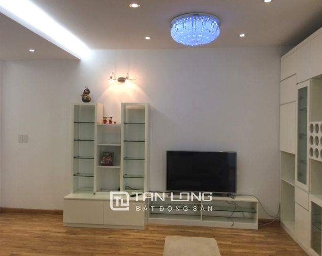 Cho thuê căn hộ chung cư tòa Eurowindow 2 phòng ngủ