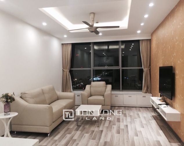 Cho thuê căn hộ chung cư tòa nhà Thăng Long no1, Từ Liêm, diện tích 120m2, nội thất đầy đủ.