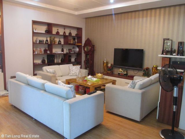 Cho thuê căn hộ đầy đủ nội thất cho thuê tại Vườn Đào