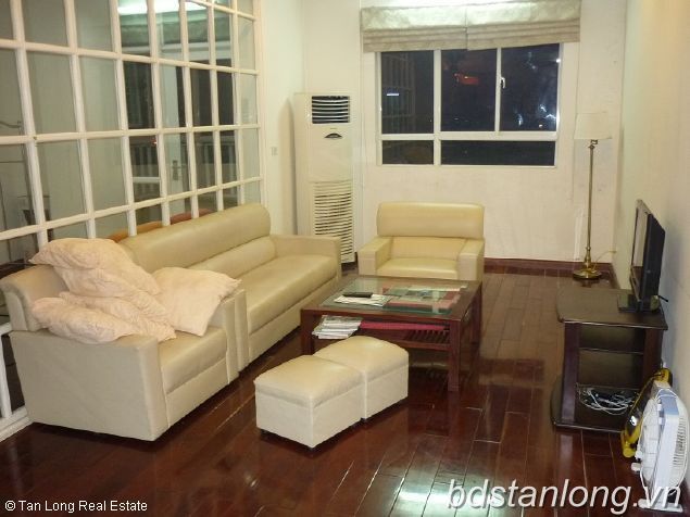Cho thuê căn hộ đẹp tại tòa nhà D11 (Sunrise Building)