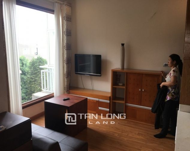 Cho thuê căn hộ dịch vụ tại Đặng Thai Mai - Tây Hồ căn 1PN/40m2 đầy đủ đồ nội thất