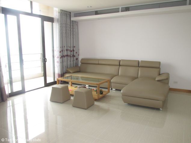 Cho thuê căn hộ diện tích lớn ở Dolphin Plaza Hà Nội