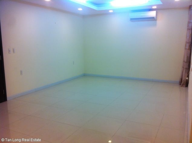 Cho thuê căn hộ không đồ tại Richland Southern, quận Cầu Giấy