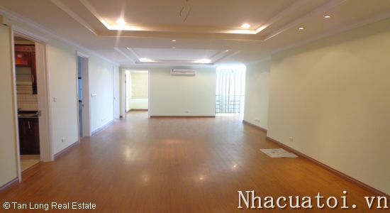 Cho thuê căn hộ không đồ trong E5 Ciputra