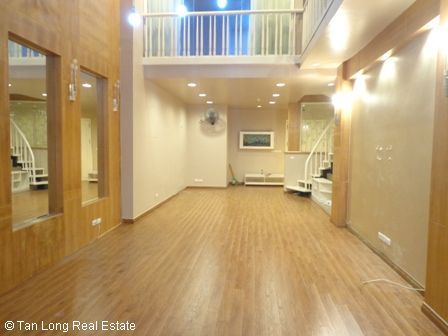 Cho thuê căn hộ Penthouse tại G2 Ciputra Hà Nội