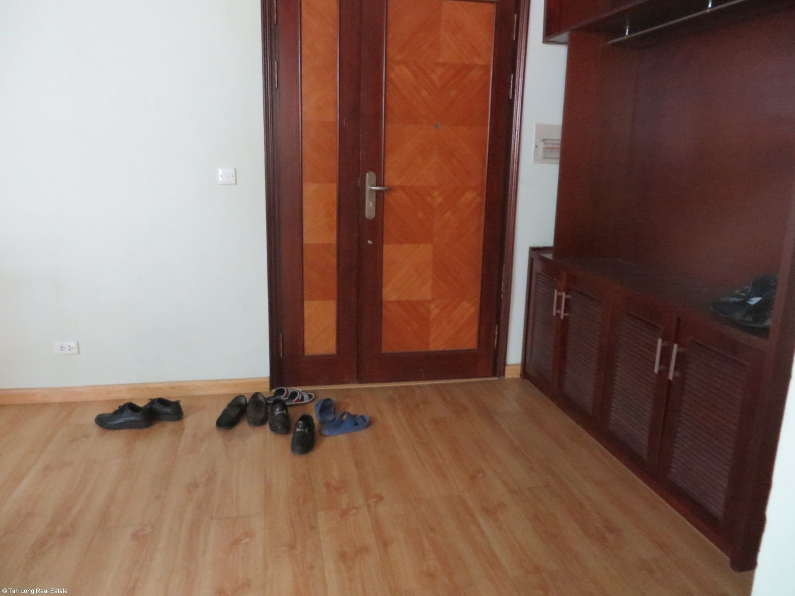 Cho thuê căn hộ tại E4 Ciputra, quận Tây Hồ