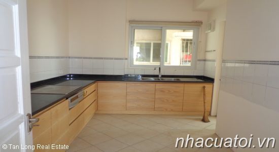 Cho thuê căn hộ tai E4 Ciputra