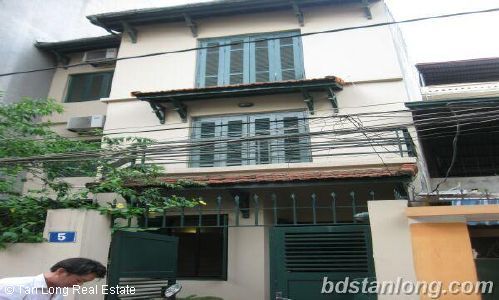 cho thuê nhà tại Phố Hoàng Hoa Thám, Ba Đình, Hà Nội.