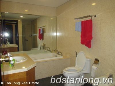 Cho thuê căn hộ tại Royal City Hà Nội,một trong những căn vip nhất dự án