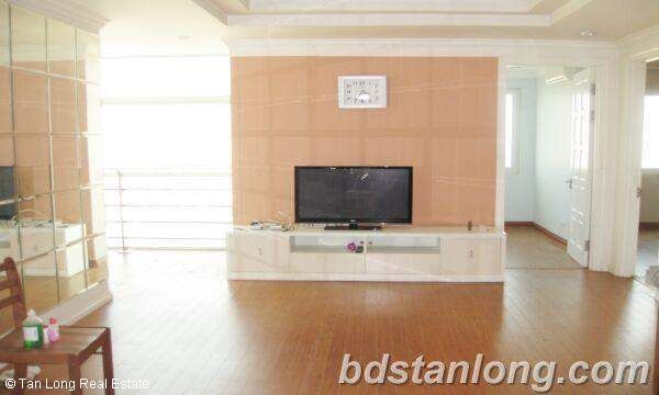 Cho thuê căn hộ tại tòa E4, Ciputra, Hà Nội