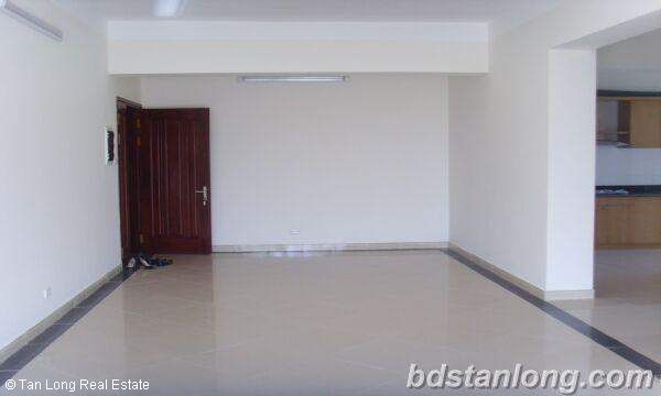 Cho thuê căn hộ tại tòa nhà Hancom, Lạc Long Quân