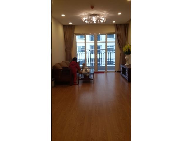 Cho thuê căn hộ tầng cao 126m2 tại Hòa Bình Green City, quận Hai Bà Trưng