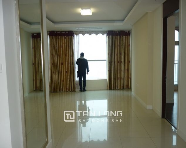 Cho thuê căn hộ tầng cao 4 phòng ngủ ở Tháp A Keangnam, quận Nam Từ Liêm, giá tốt
