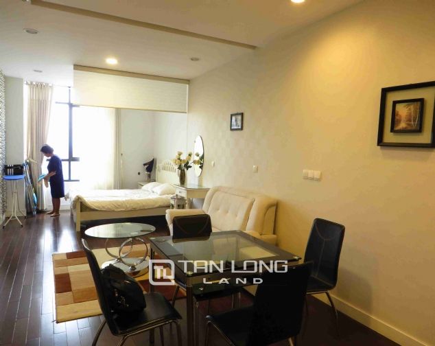 Cho thuê căn studio 50m2 ở Lancaster Hà Nội, số 20 Núi Trúc