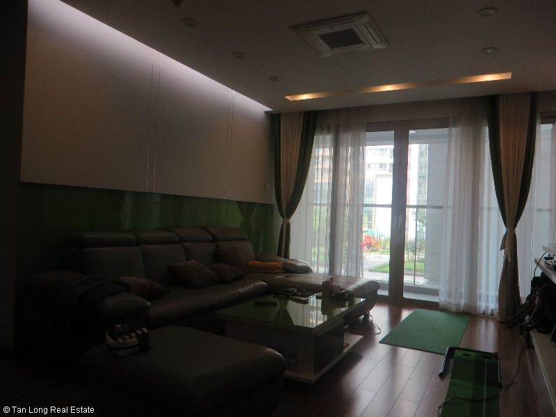 Cho thuê chung cư 114m2 tòa B2 Mandarin Garden, quận Cầu Giấy
