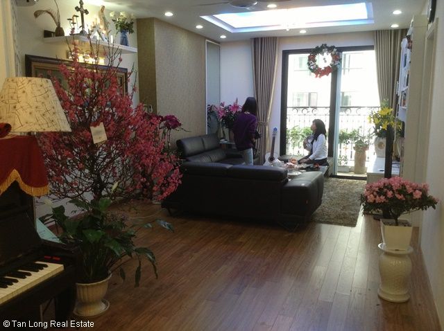 Cho thuê chung cư 116m2 tòa T2 Vinhomes Times City, quận Hai Bà Trưng